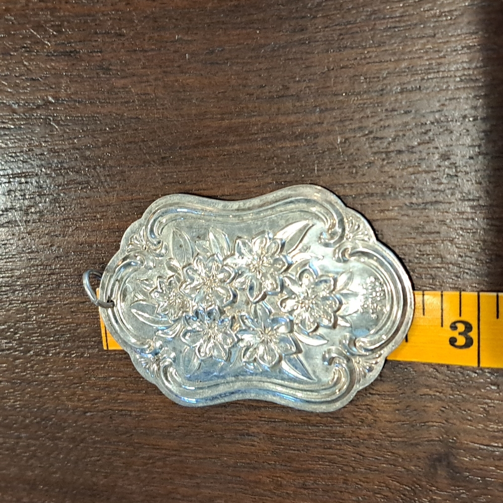 1986 Towle Sterling Floral  Medallion - Picture 4 of 5